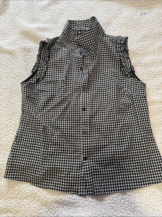Allegra K Tops - Allegra K Black & White Gingham Ruffle-Sleeve Button Top